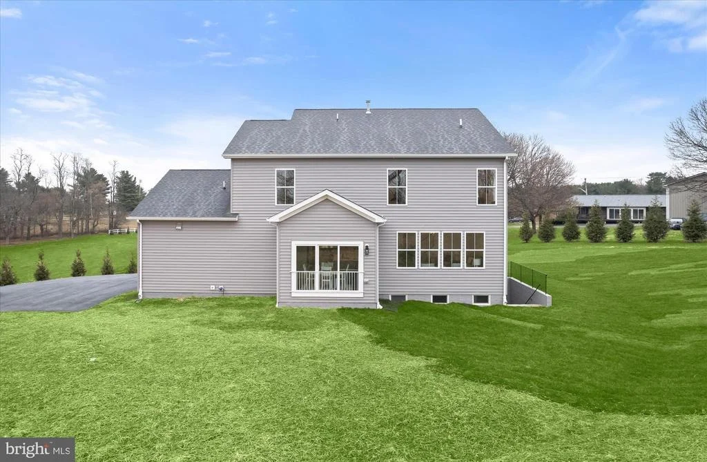 Photo of 618A DEER PARK ROAD