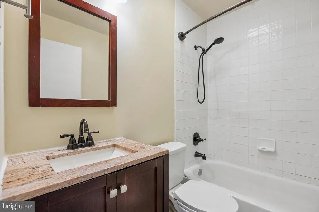 Photo of 720 CHAPELGATE DRIVE