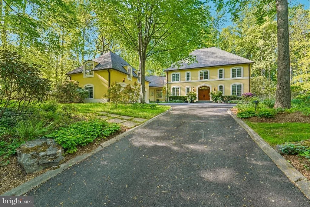 Photo of 13798 LAKESIDE DRIVE