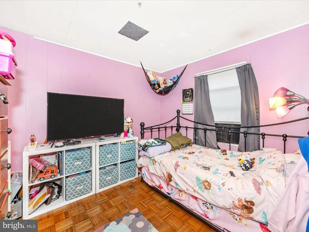 Photo of 7612 MCCLELLAN AVENUE