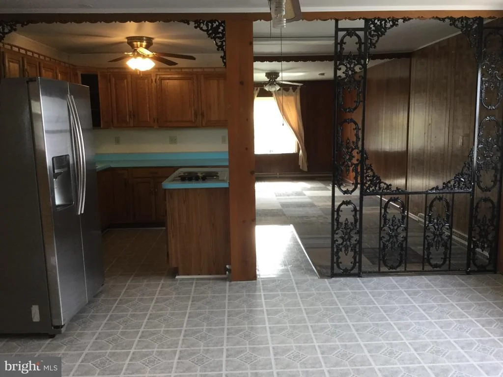 Photo of 419 WHITE OAK PLACE