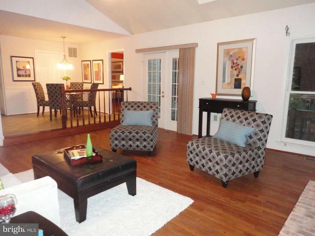 Photo of 21 LEATHERLEAF COURT