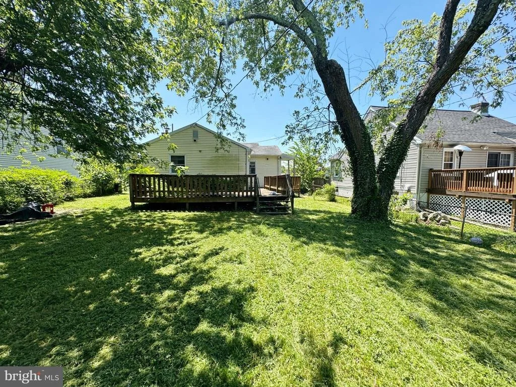 Photo of 4624 MARY AVENUE