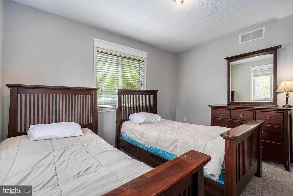 Photo of 638 GLENDALE ROAD