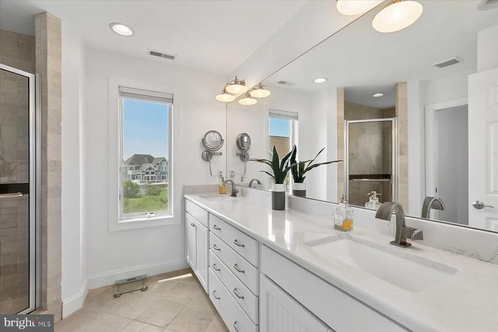 Photo of 40081 OCEANSIDE DRIVE