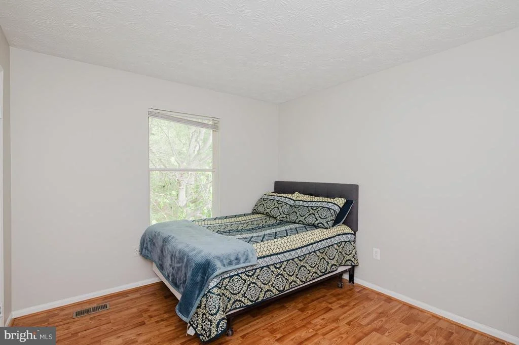 Photo of 414 ABBEY CIRCLE