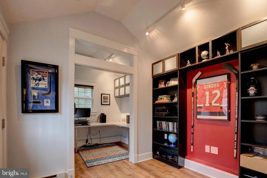 Photo of 3804 MODE STREET