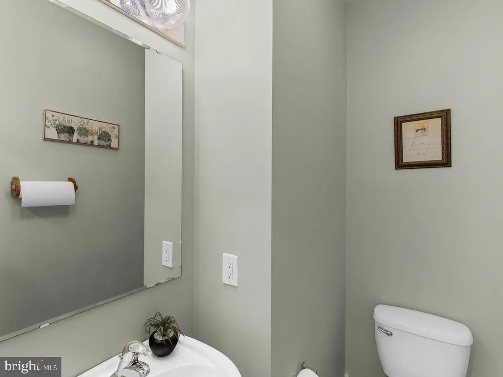 Photo of 6356 BEECHFIELD AVENUE