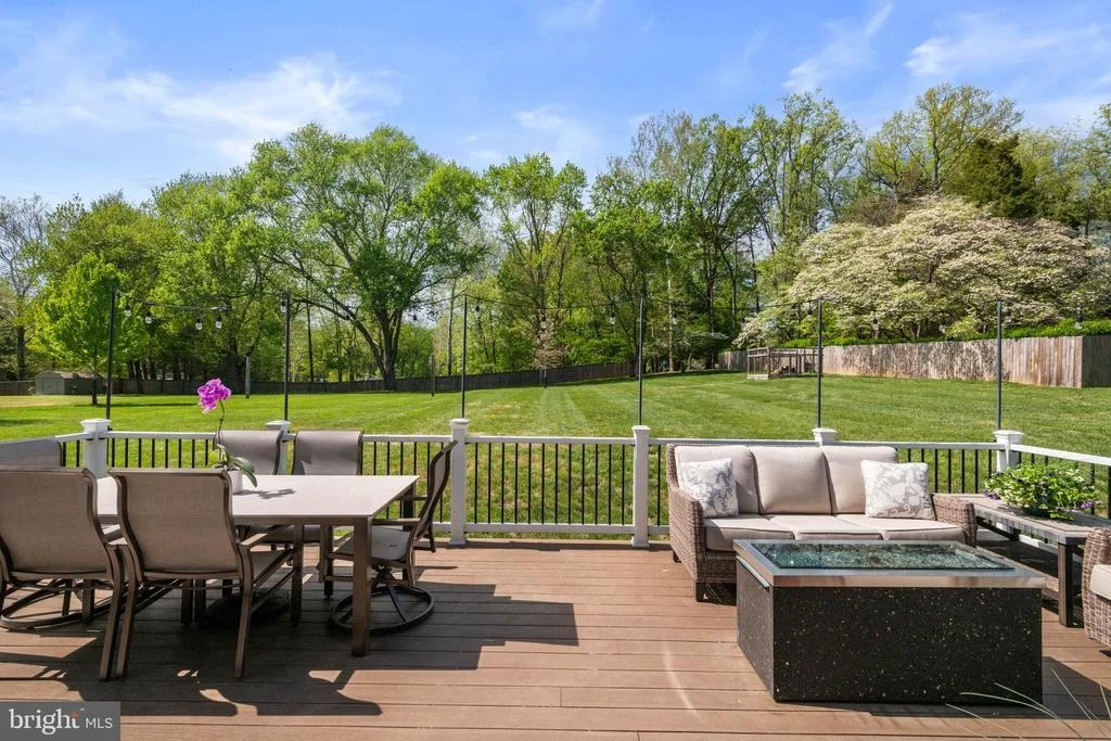 Photo of 413 VIERLING DRIVE