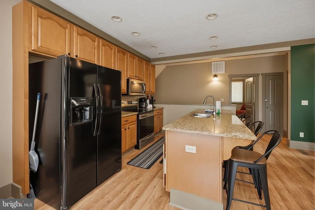 Photo of 110 NORTHLAKE DRIVE