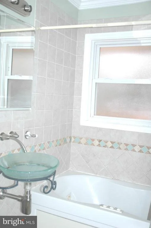 Photo of 403 PICKETT LANE