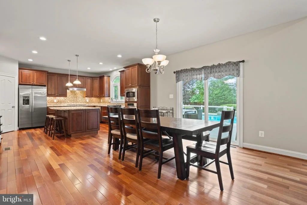 Photo of 3325 COX ROAD