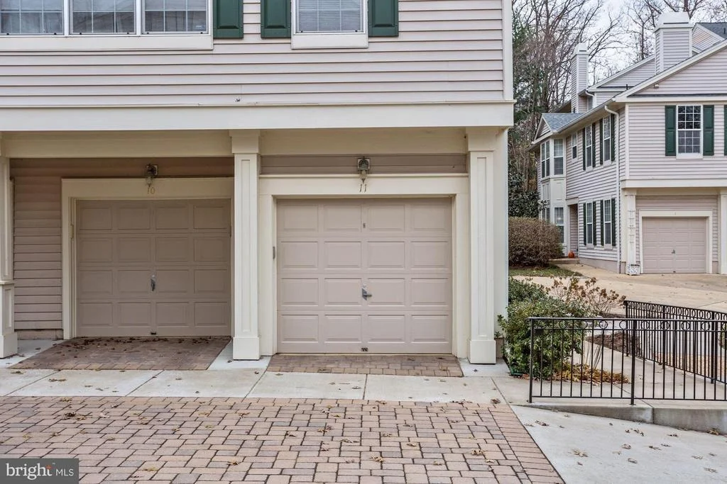 Photo of Unit M at 1307 WINDLEAF DRIVE