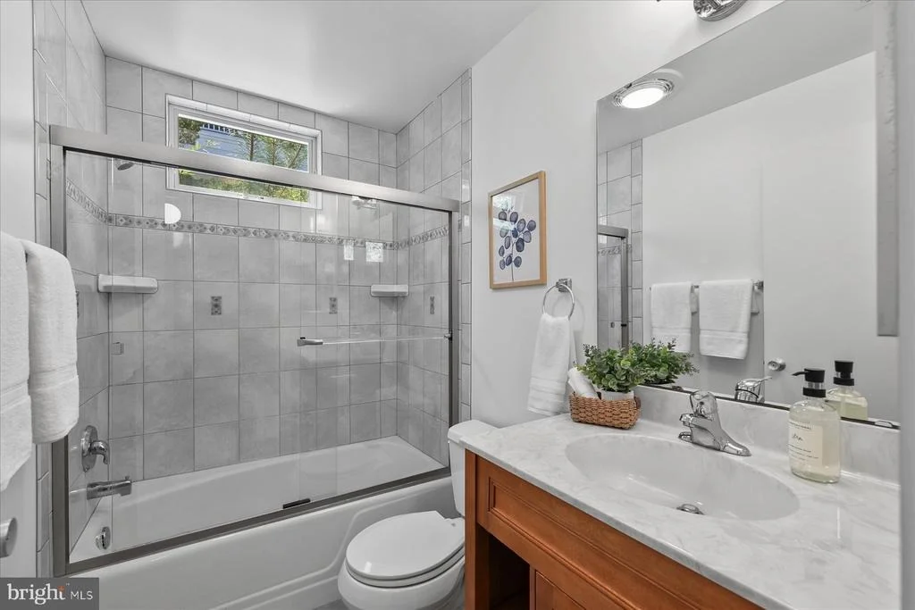 Photo of 39674 HERON ROAD