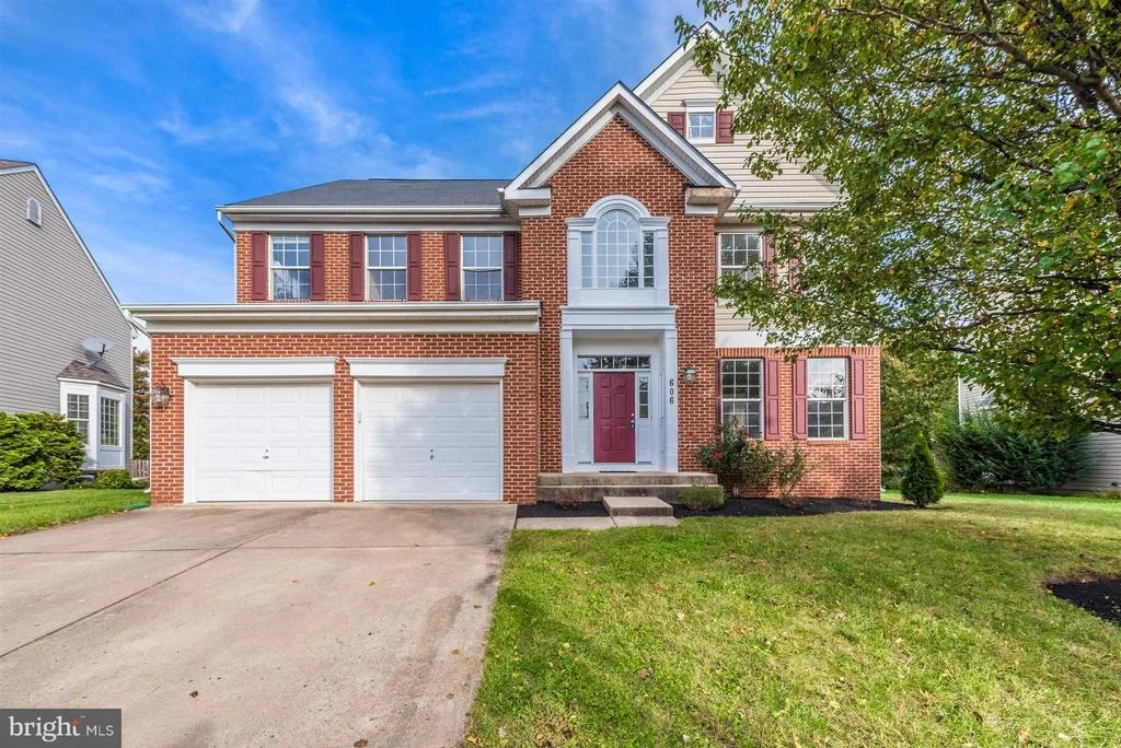 Photo of 606 BUSHYTAIL DRIVE