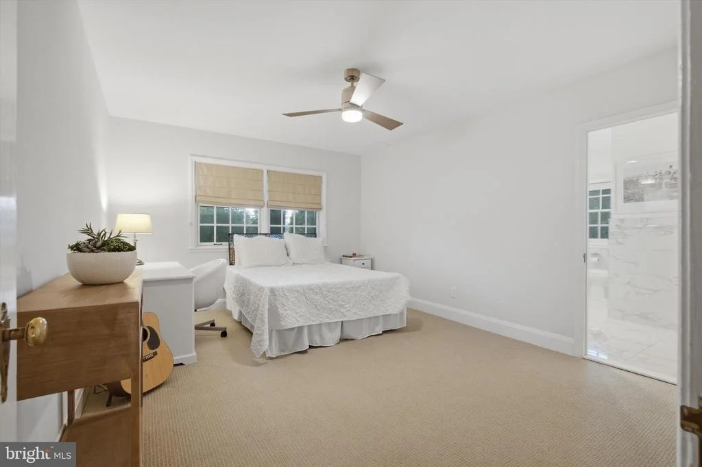 Photo of 2 BELLEMORE ROAD
