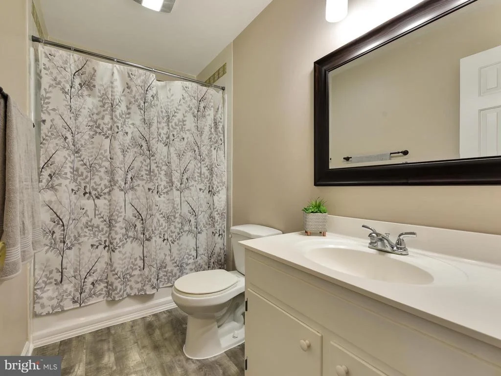 Photo of 7299 BEECHTREE LANE