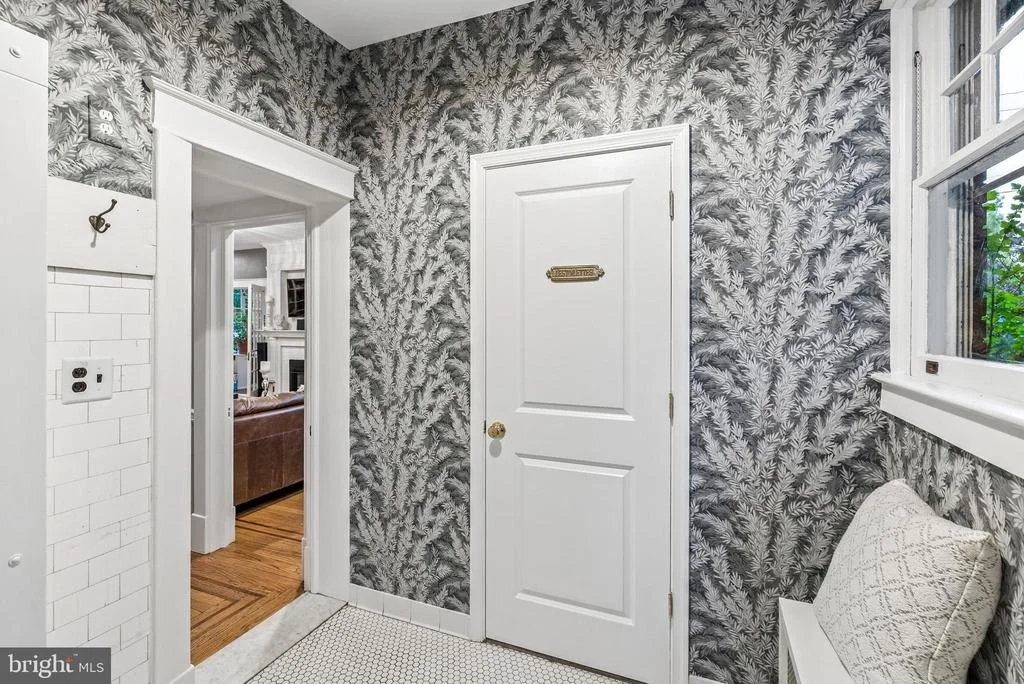 Photo of 6900 PETWORTH ROAD