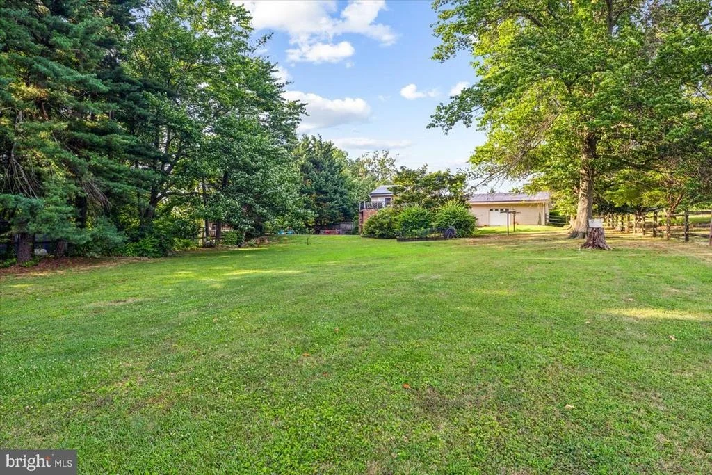 Photo of 11587 LIBERTY OAK DRIVE