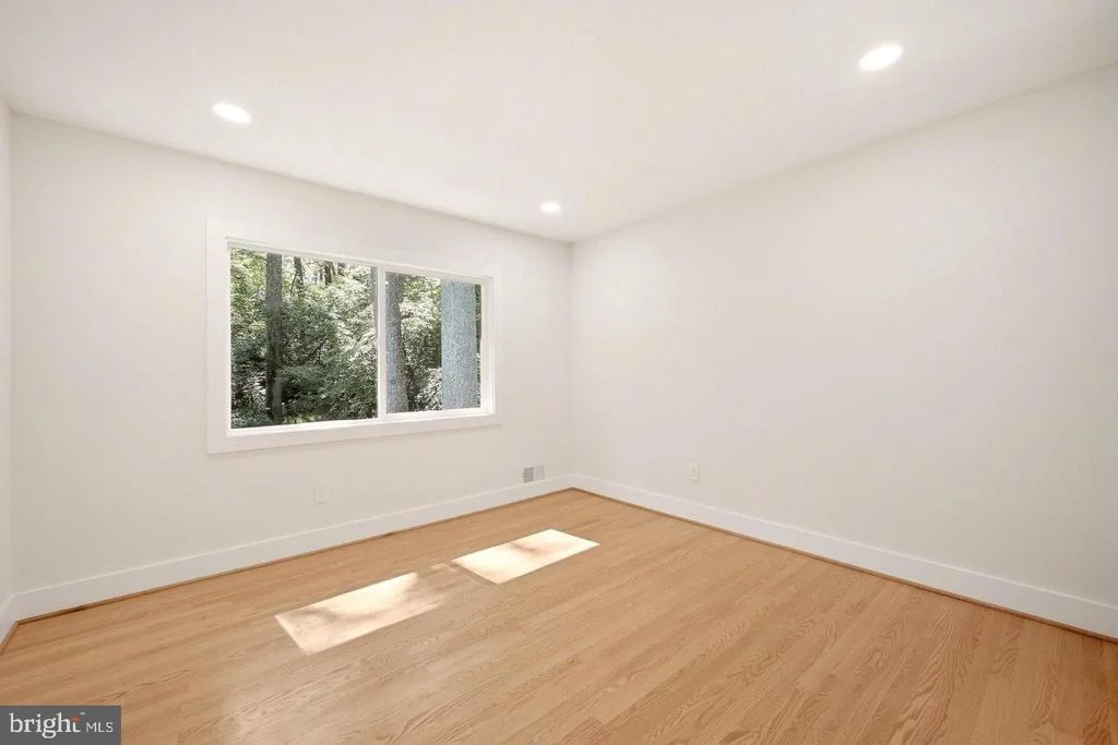 Photo of 8355 ALVORD STREET