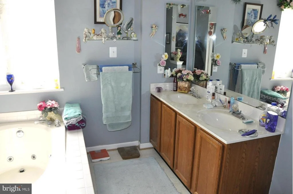 Photo of 4114 LONDONDERRY DRIVE