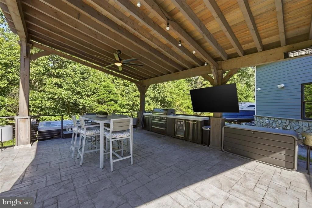 Photo of 40957 WAXWING DRIVE
