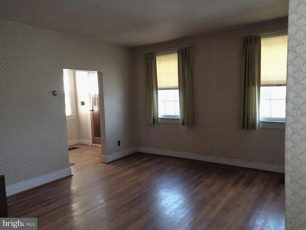 Photo of 9023 WALNUT STREET