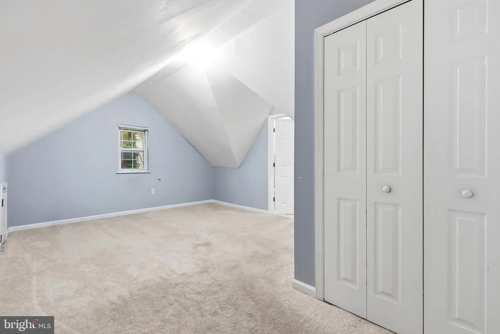 Photo of 6515 GATEWAY BOULEVARD