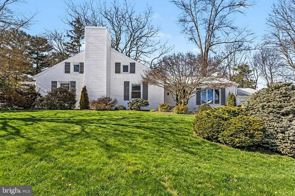 Photo of 3 MARBETH HILL