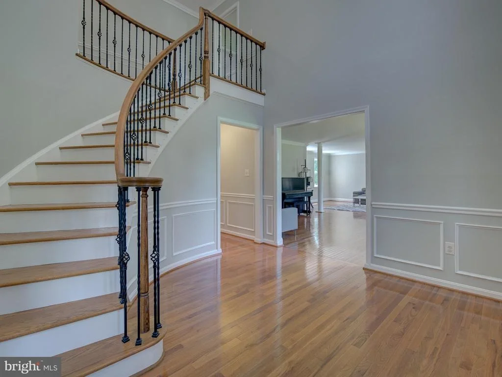 Photo of 11769 HOLLYVIEW DRIVE