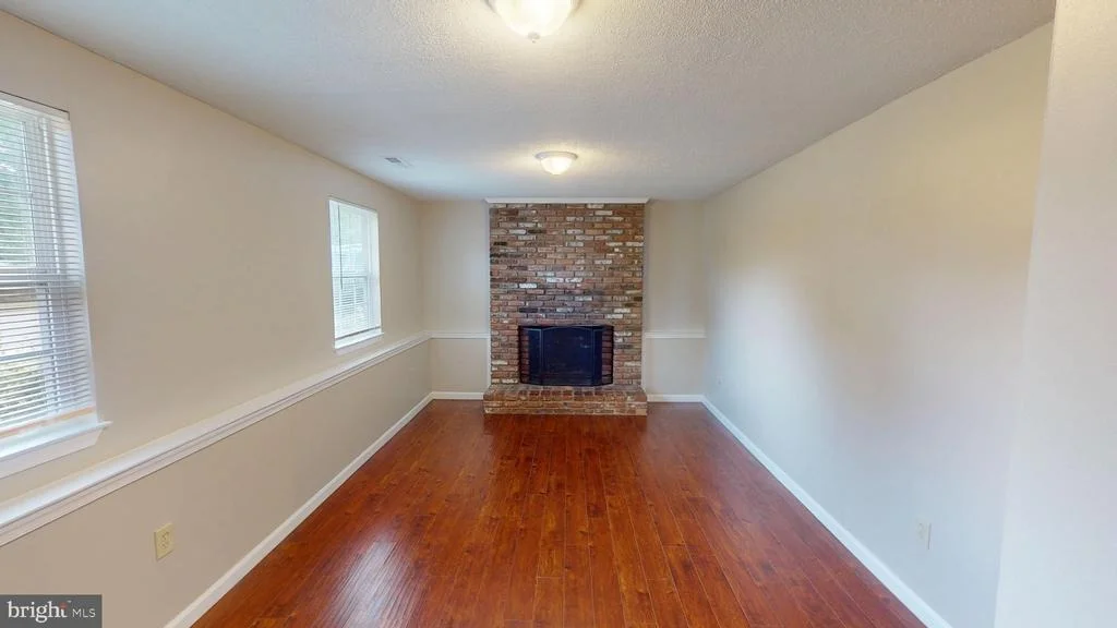 Photo of 1180 BANNISTER CIRCLE