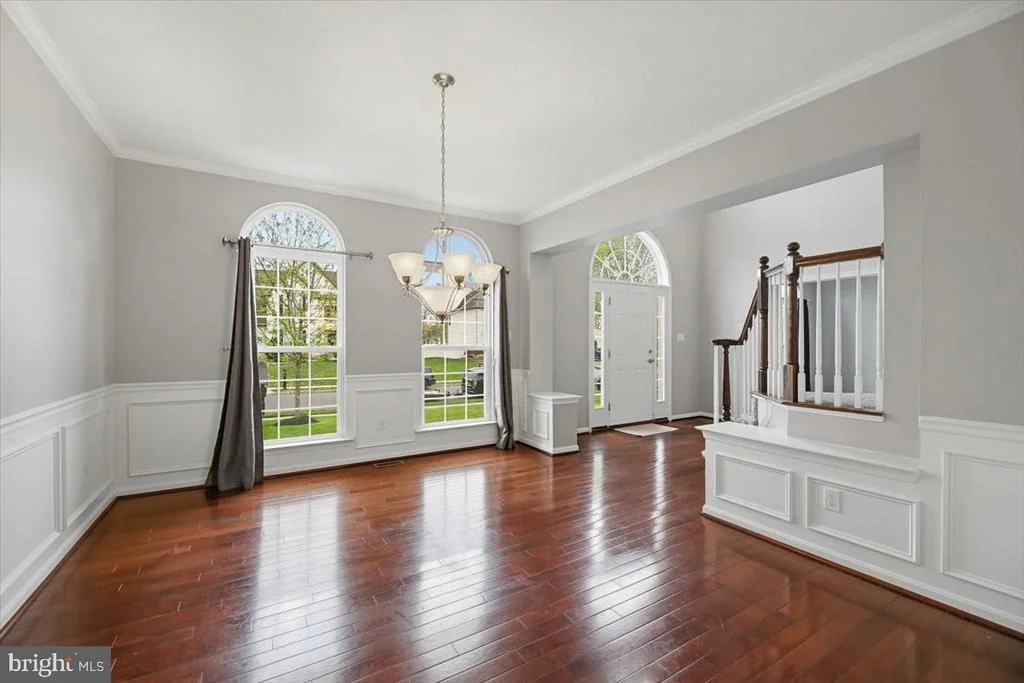 Photo of 205 HUNTINGDON DRIVE
