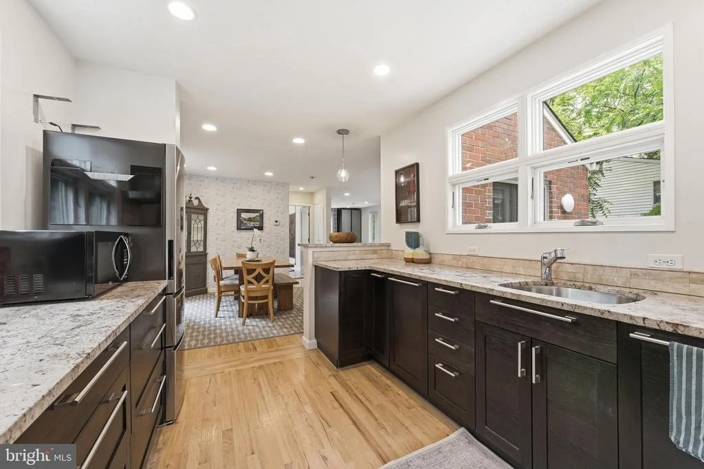 Photo of 9109 BRADFORD ROAD