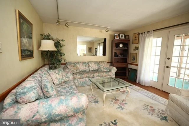 Photo of 1740 FAIRMOUNT ROAD