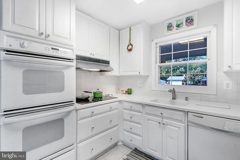 Photo of 14017 BLAZER LANE