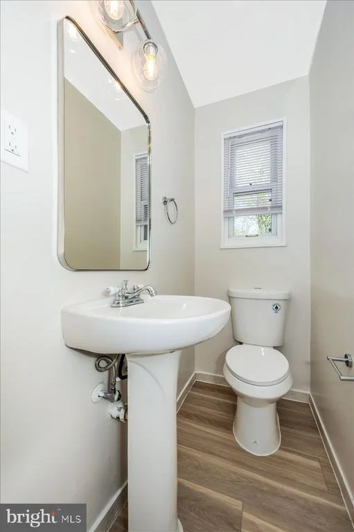 Photo of 3407 FLORAL STREET