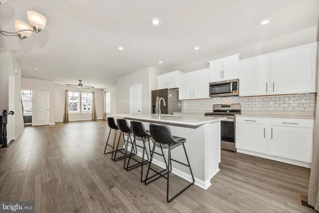 Photo of 270 ENSEMBLE WAY