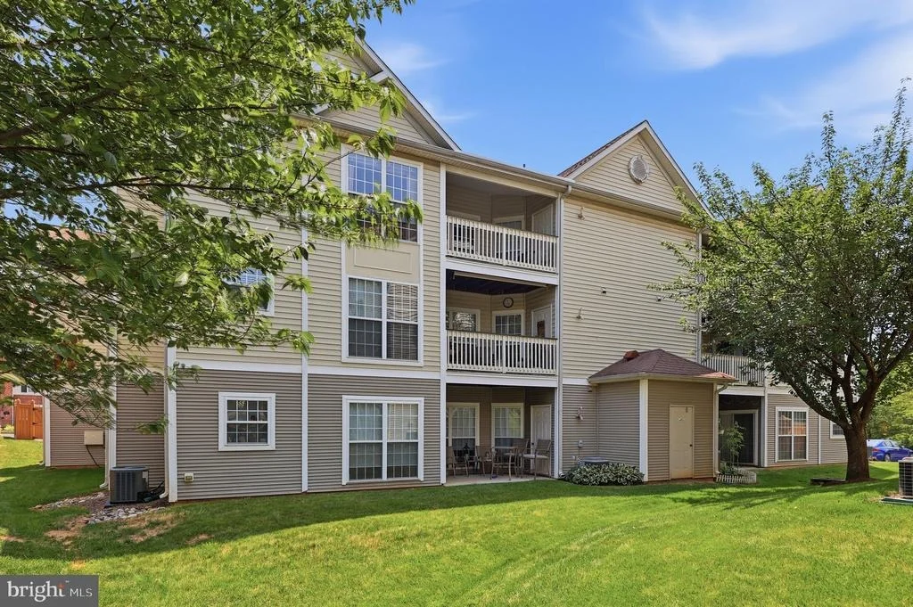Photo of Unit 3A at 2501 COLERIDGE DRIVE