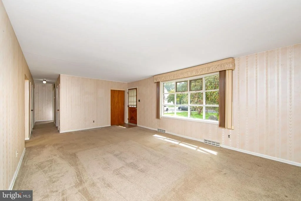 Photo of 313 KINGS HIGHWAY