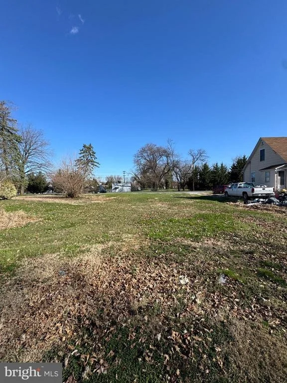 Photo of 1614 LYNCH ROAD