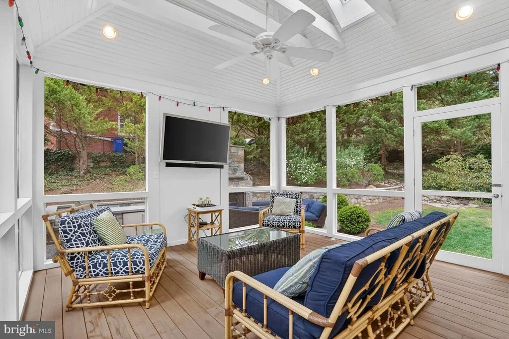 Photo of 4837 W STREET NW