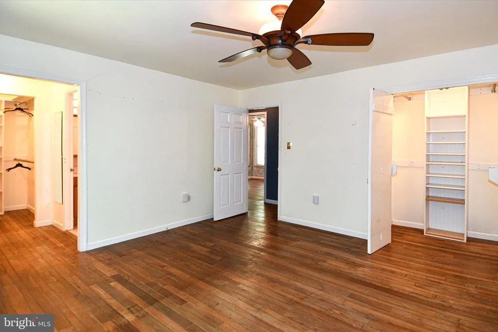 Photo of 8870 BROOK DRIVE