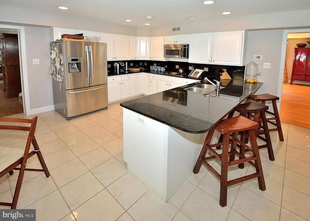 Photo of 6281 DUNAWAY COURT