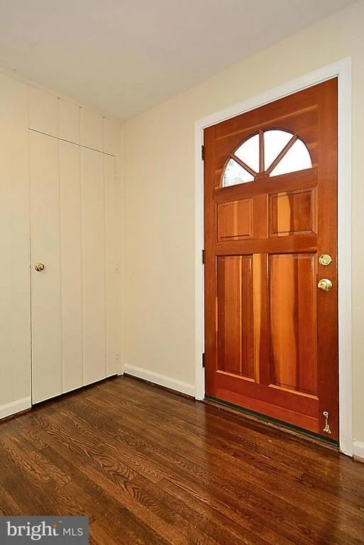 Photo of 1007 KERWIN ROAD
