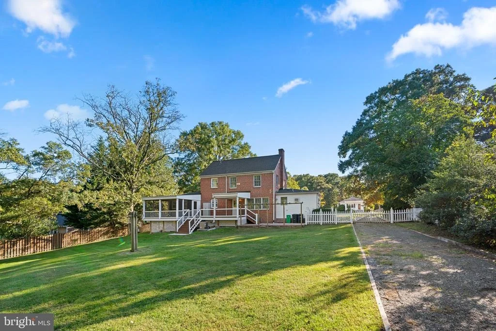 Photo of 7908 BROOKLYN BRIDGE ROAD