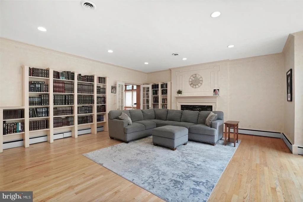 Photo of 6609 WESTERN RUN DRIVE