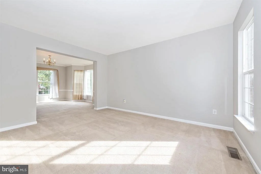 Photo of 606 BUSHYTAIL DRIVE