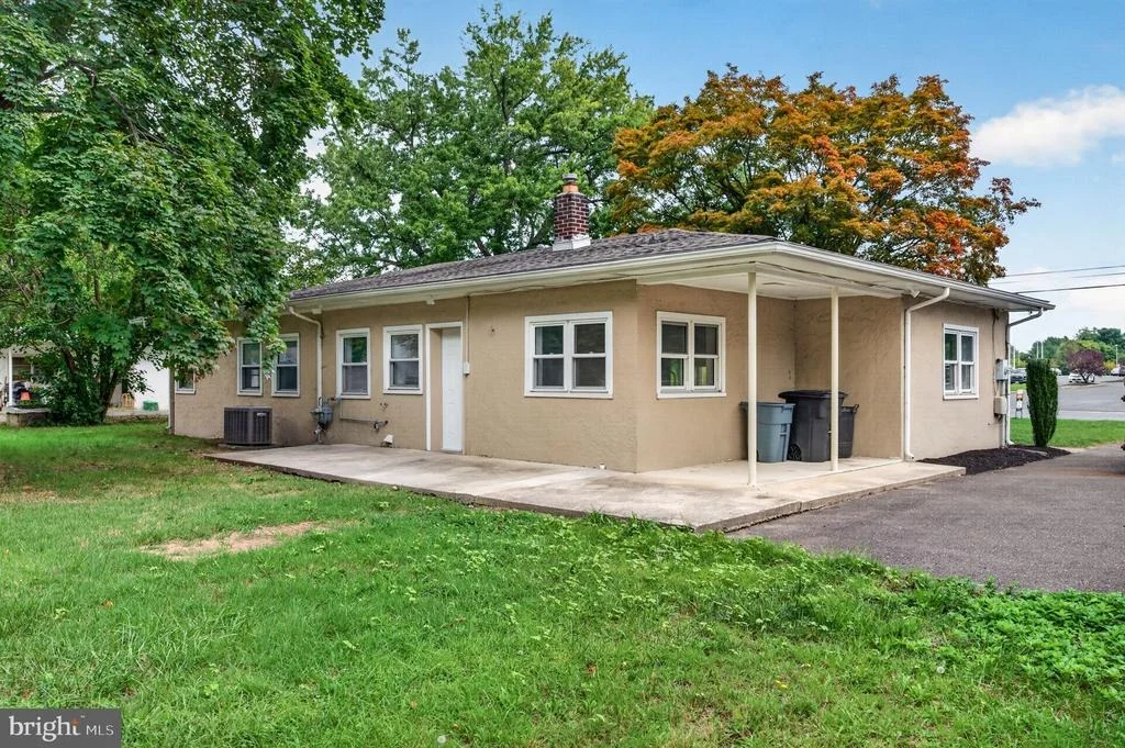 Photo of 120 TUCKAHOE ROAD