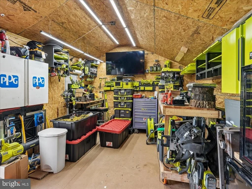 Photo of 7704 HURON DRIVE