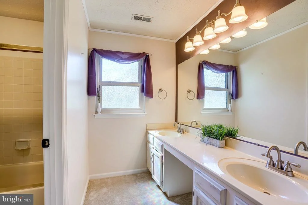 Photo of 7619 CROYDON PLACE